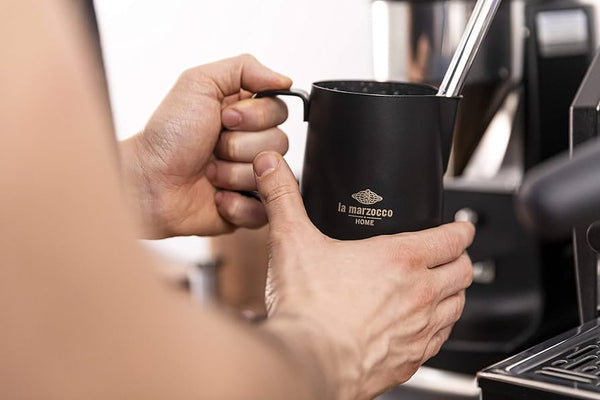 Lattiera Professionale Marzocco - Black